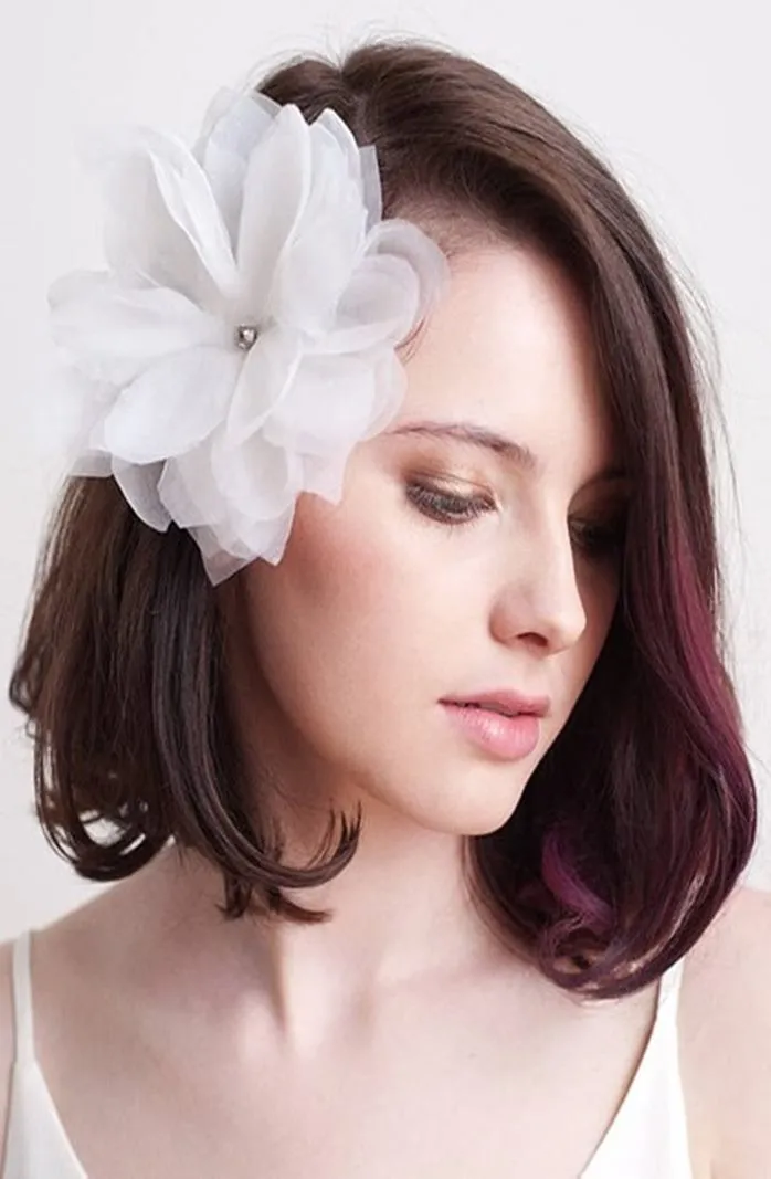 ---Flowers to decorate the brides’ hair in organza buy them on the internet at a cheap price--