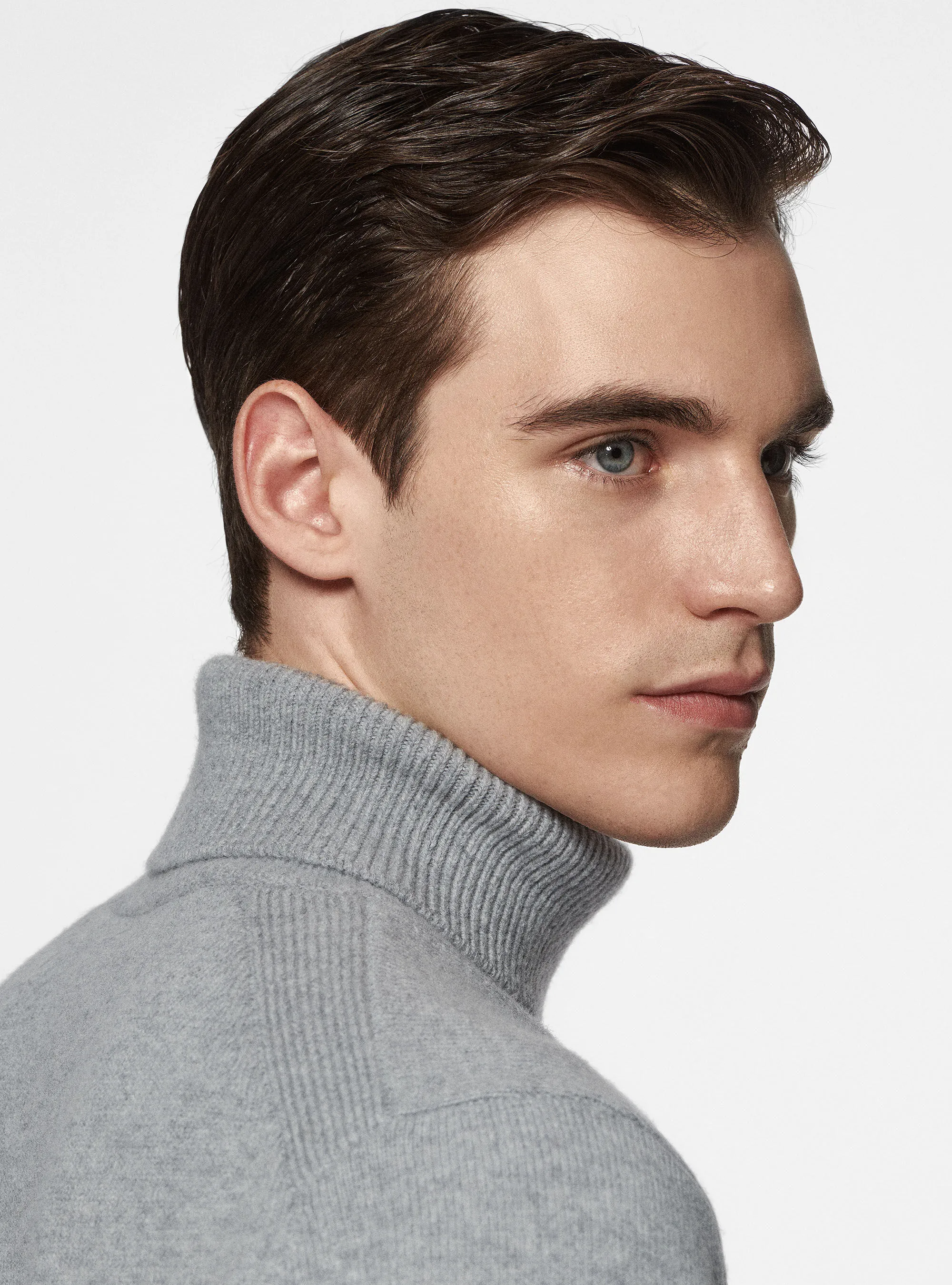 Maglia collo alto in lana merino