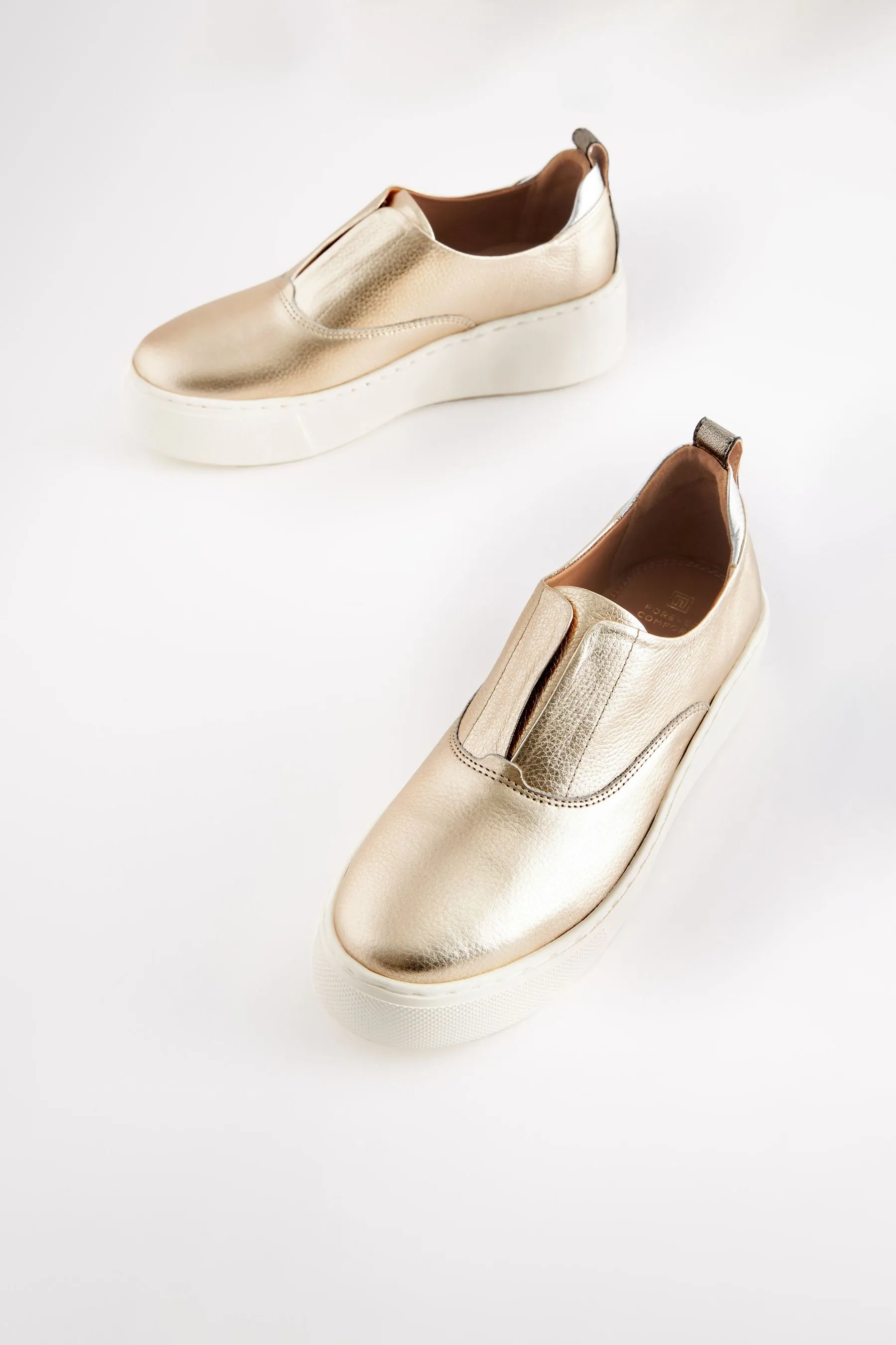 Signature Forever® Comfort Leather Chunky Wedge Platform Scarpe da ginnastica    